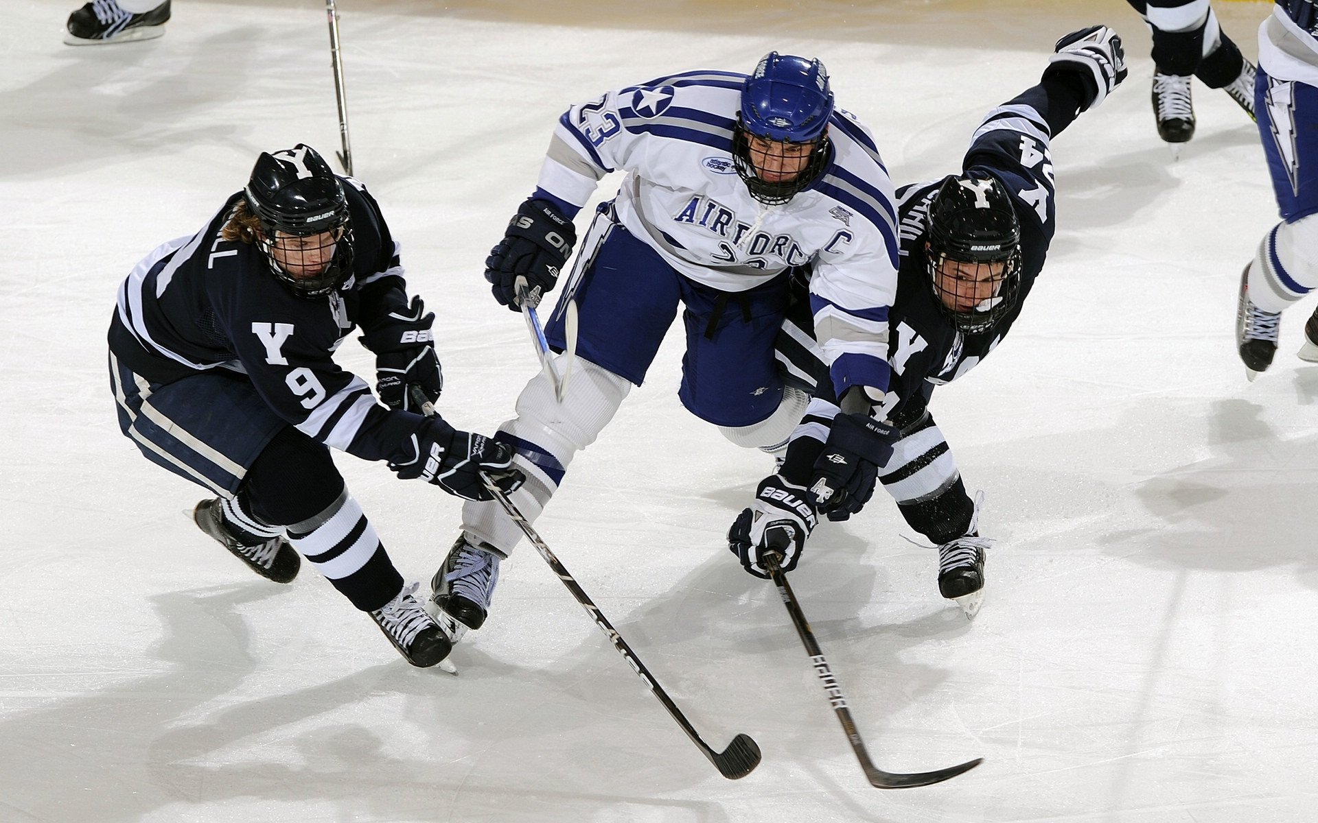 球员采访：幕后故事带你了解明星的另一面，足球明星采访